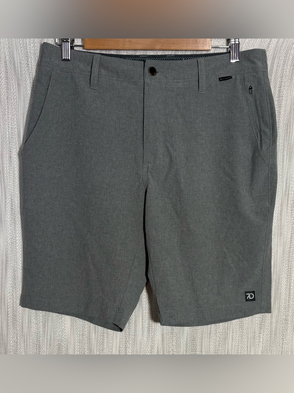 7 Diamonds Shorts Mens 36 Gray Polymuse Performance Stretch Golf Hiking Preppy